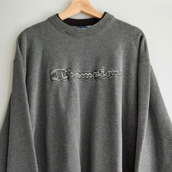 CHAMPION \ Relaxed Fit Cozy Pullover Crewneck Sweatshirt Grey Sz L - Picture 2 of 10
